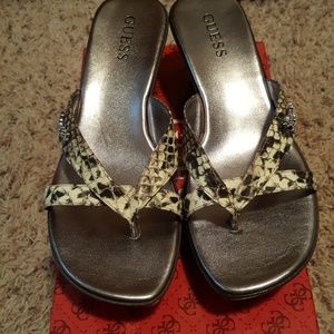 Guess wedges